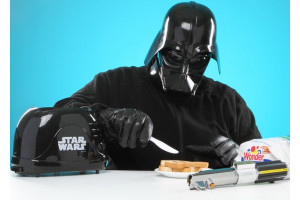 Тостер для поклонников темной стороны силы