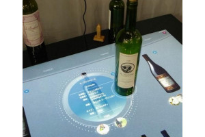 Стол-сомелье из Японии