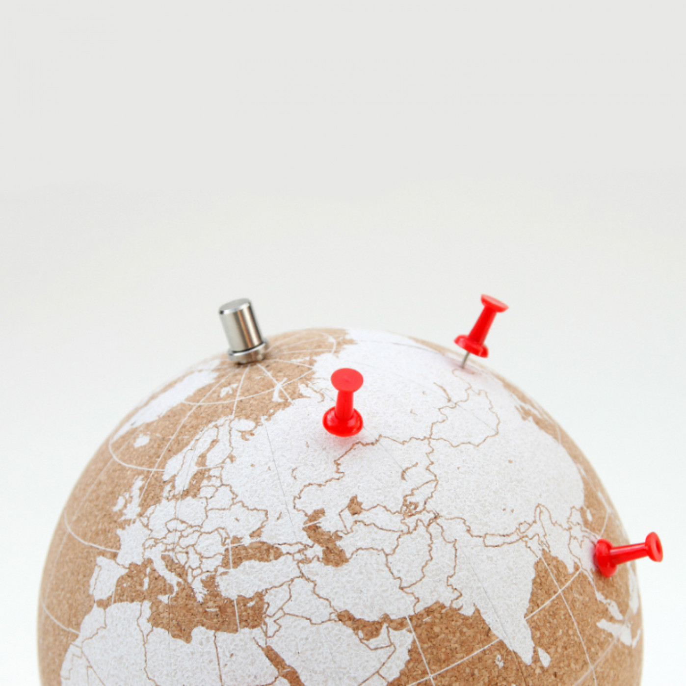 Пробковый глобус для путешественников мини белый