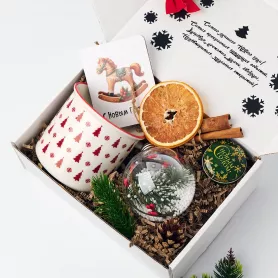 Новогодний подарочный набор «Еловый Рассвет» 