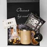 Уютный подарочный набор с термокружкой, свечкой, медом, кофе, конфетами и аудиоткрыткой