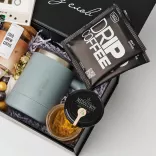 Уютный подарочный набор с термокружкой, свечкой, медом, кофе, конфетами и аудиоткрыткой