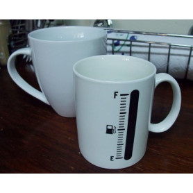 Кружка-хамелеон Tank up-2