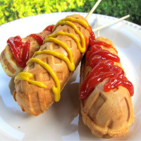 Прибор для приготовления сосисок в тесте CornDog-2