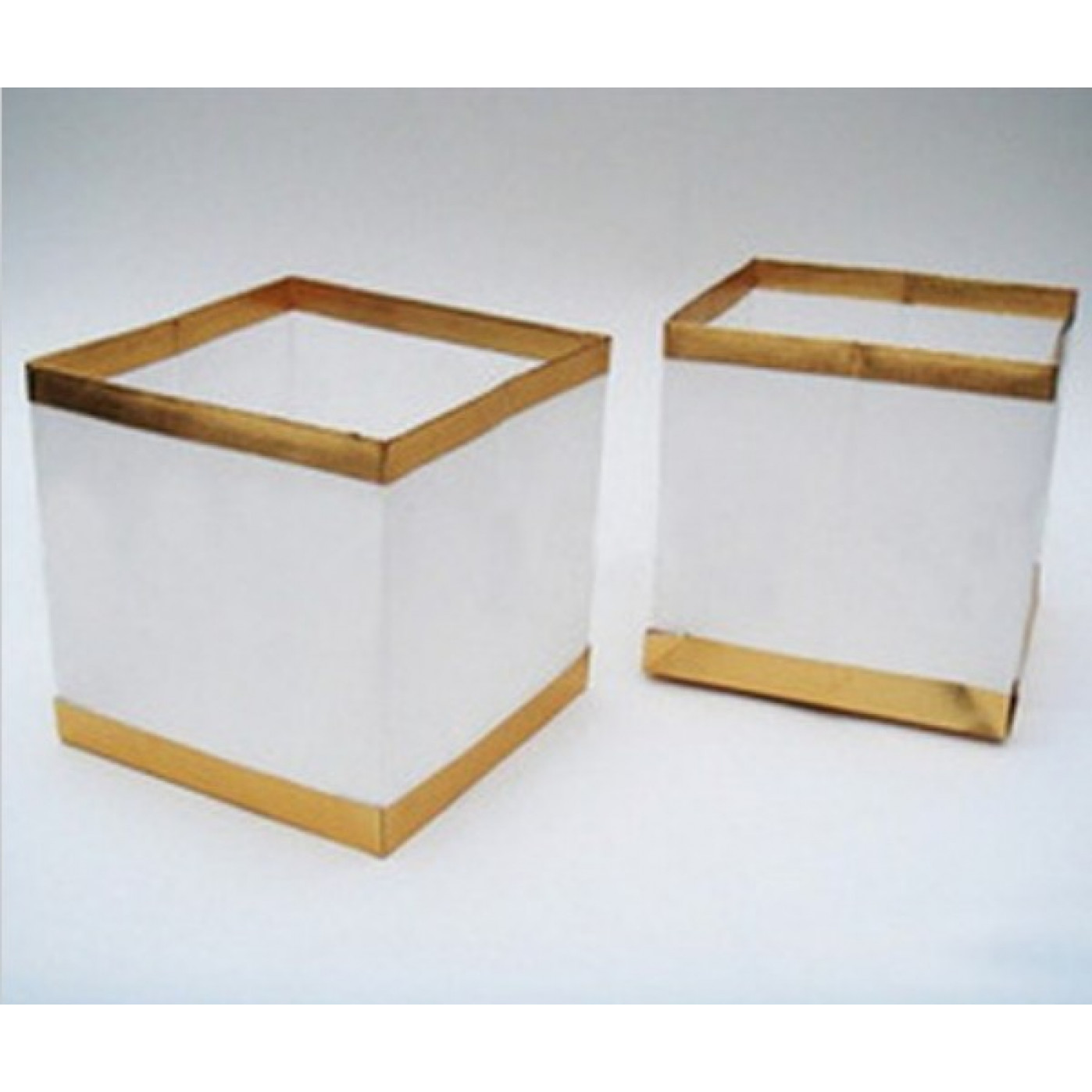 Плавающий китайский фонарик