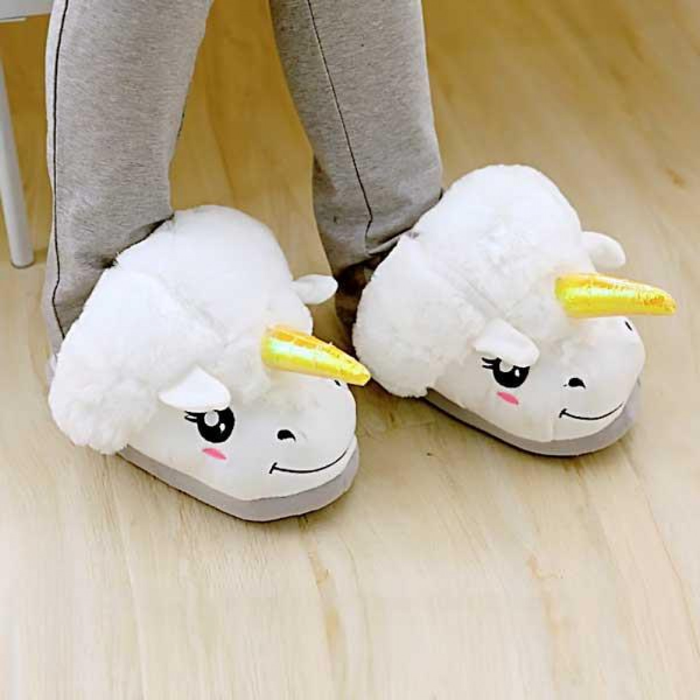 Плюшевые тапочки Единороги Плюшевые тапочки Единороги