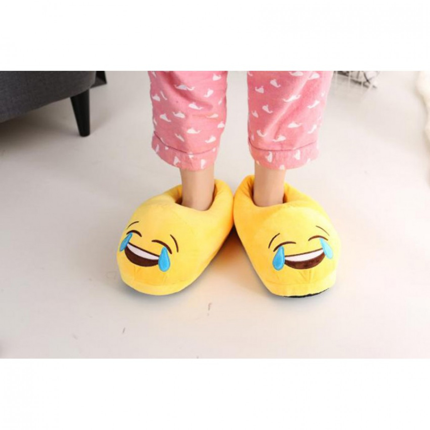 Тапочки Emoji Няшка Тапочки Emoji Няшка