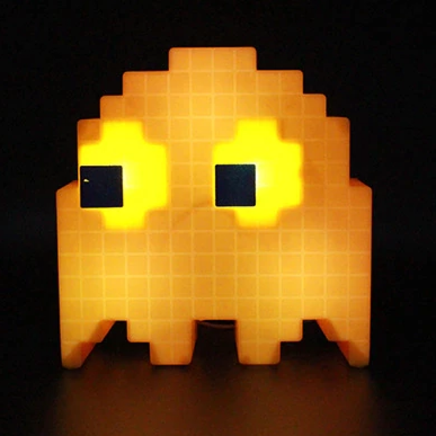 Сенсорный светильник на аккумуляторе Pac-Man Ghost желтый
