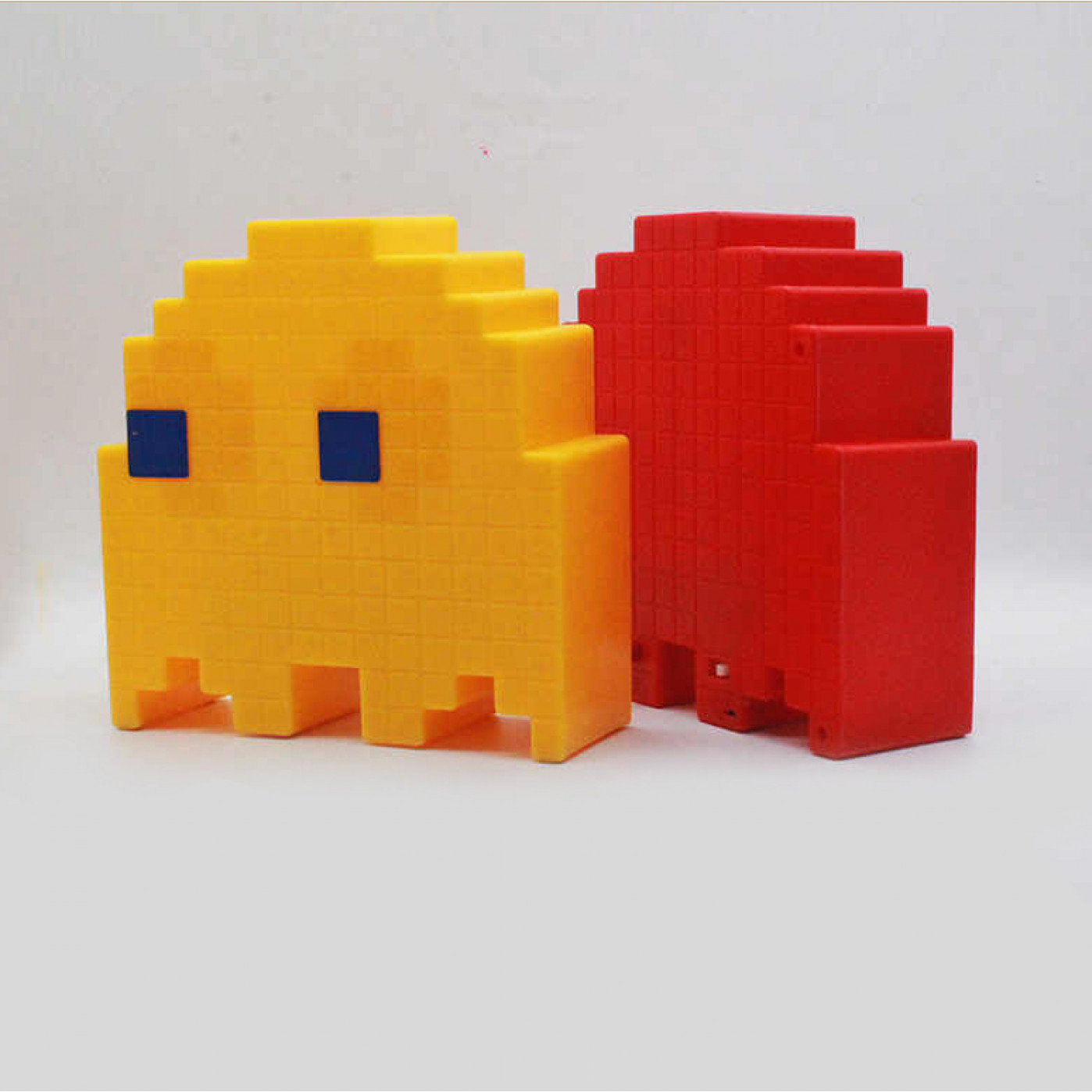 Сенсорный светильник на аккумуляторе Pac-Man Ghost (разные цвета) Сенсорный светильник на аккумуляторе Pac-Man Ghost (разные цвета)