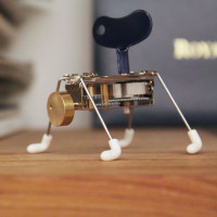 Механическая заводная игрушка Spinney-2