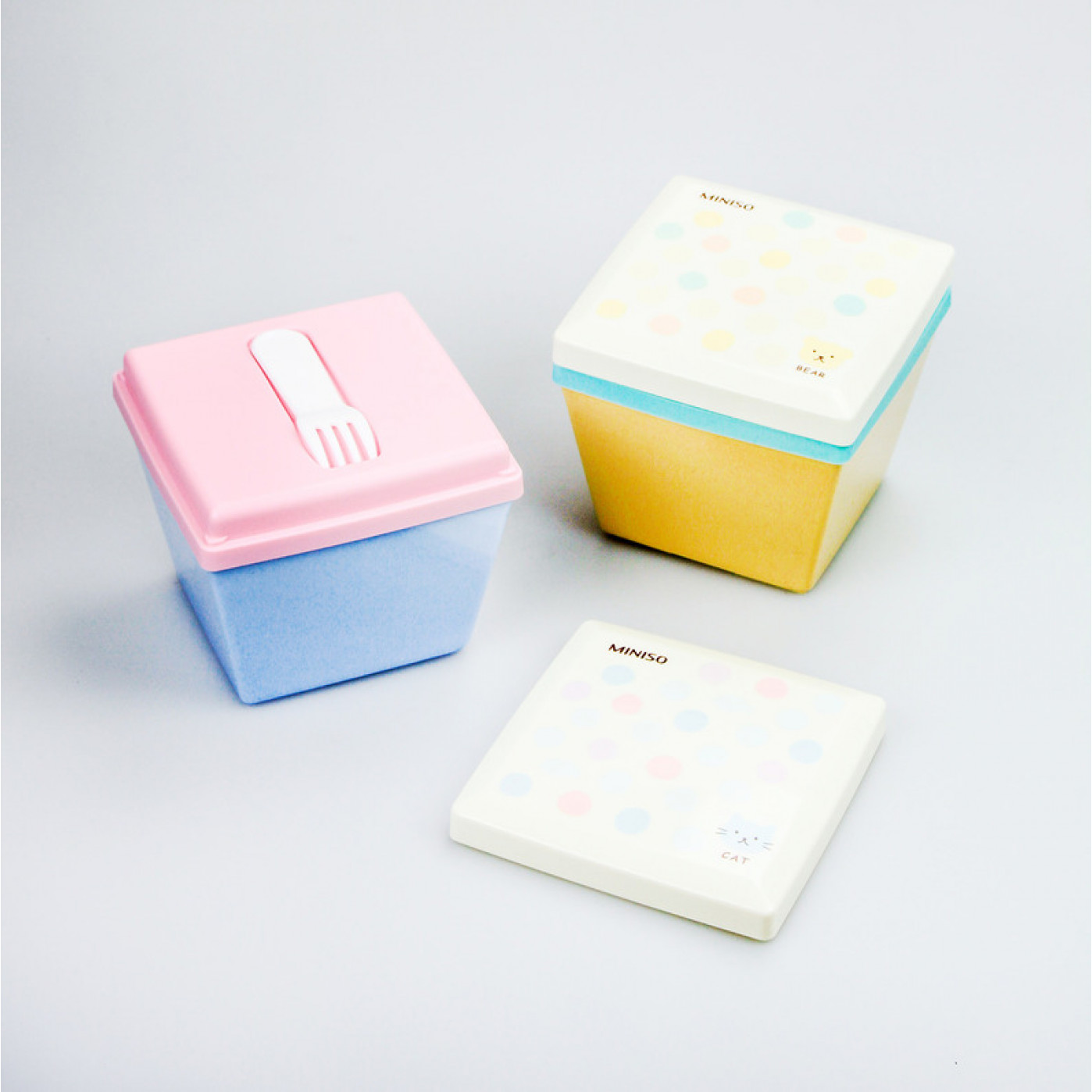 Двухкамерный ланч-бокс Bento Miniso 1200 мл Двухкамерный ланч-бокс Bento Miniso 1200 мл