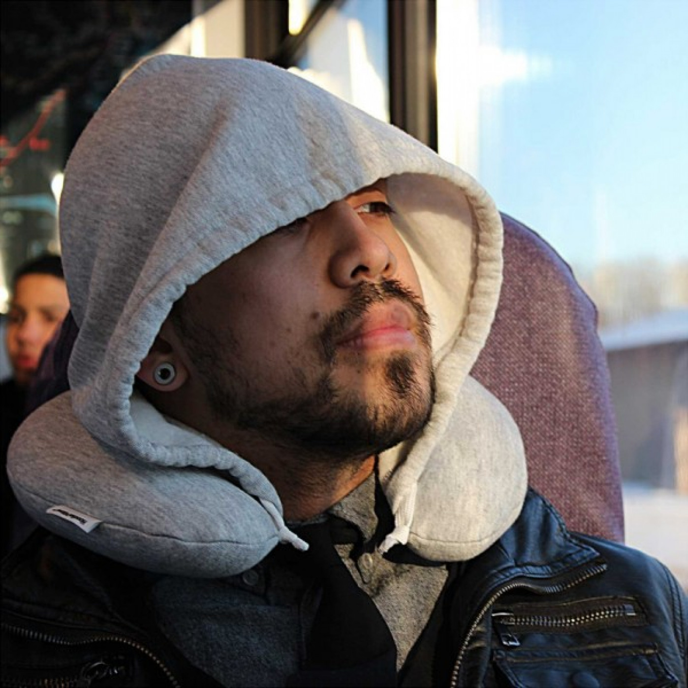 Туристическая подушка с флисовым капюшоном