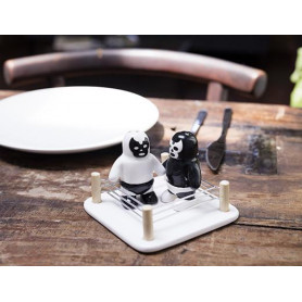 Солонка Luchador в виде рестлеров на ринге -2