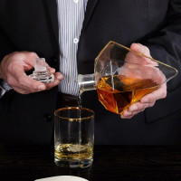 Стеклянный штоф для крепких напитков Diamond-2