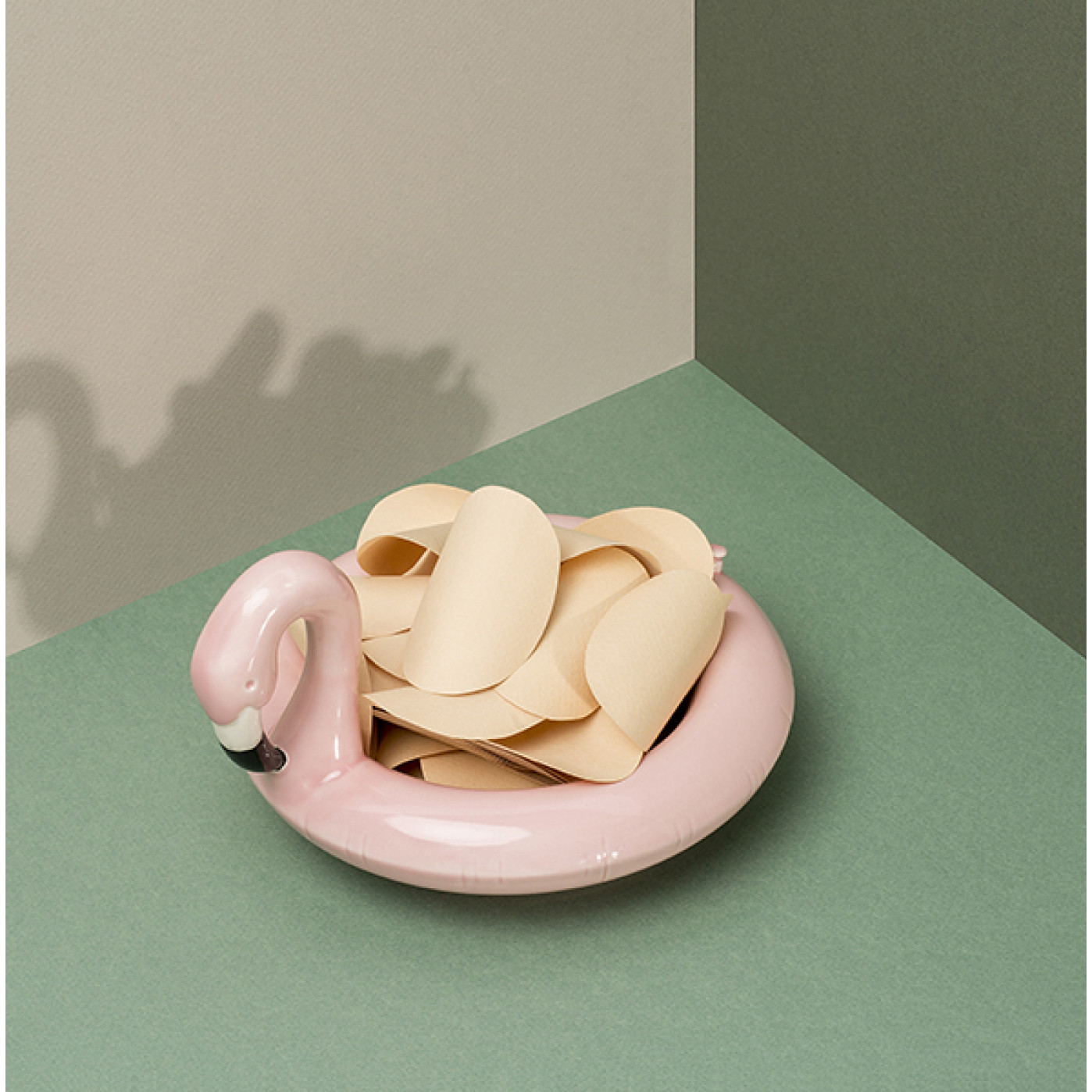 Миска сервировочная керамическая Floatie Flamingo