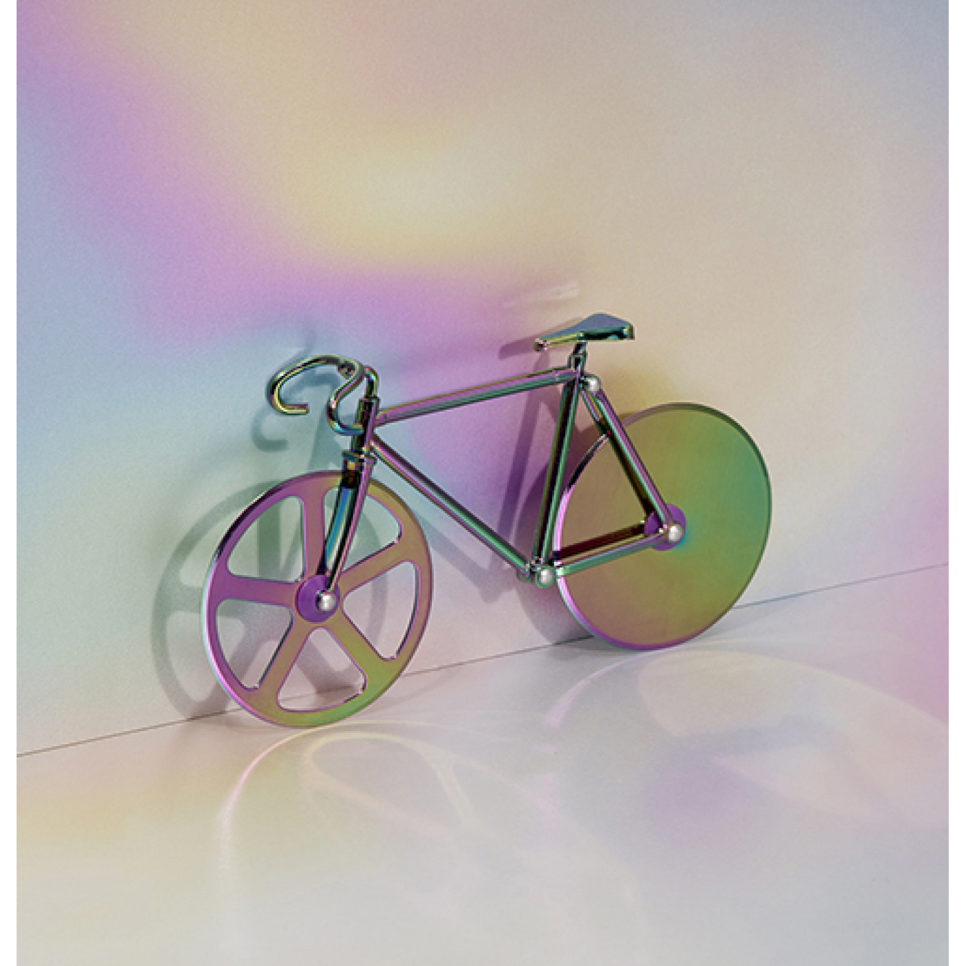 Нож для пиццы из нержавеющей стали The Fixie радужный Нож для пиццы из нержавеющей стали The Fixie радужный