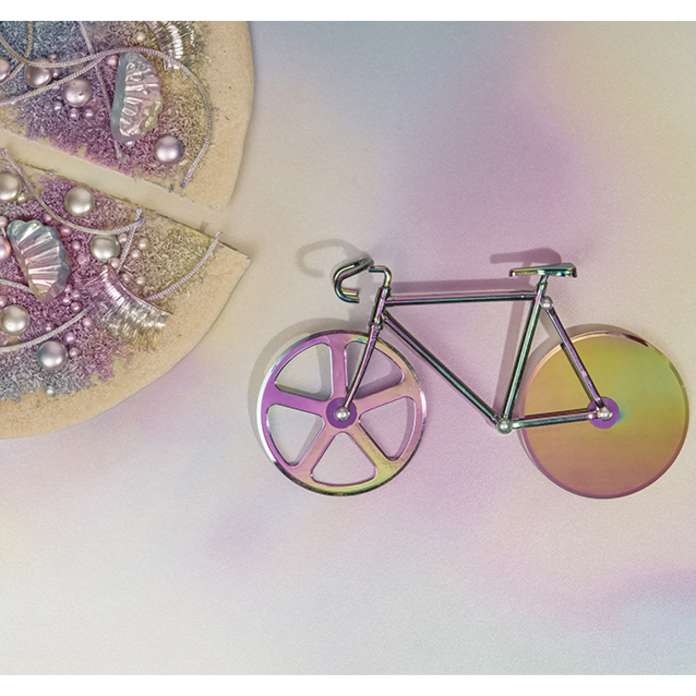 Нож для пиццы из нержавеющей стали The Fixie радужный Нож для пиццы из нержавеющей стали The Fixie радужный