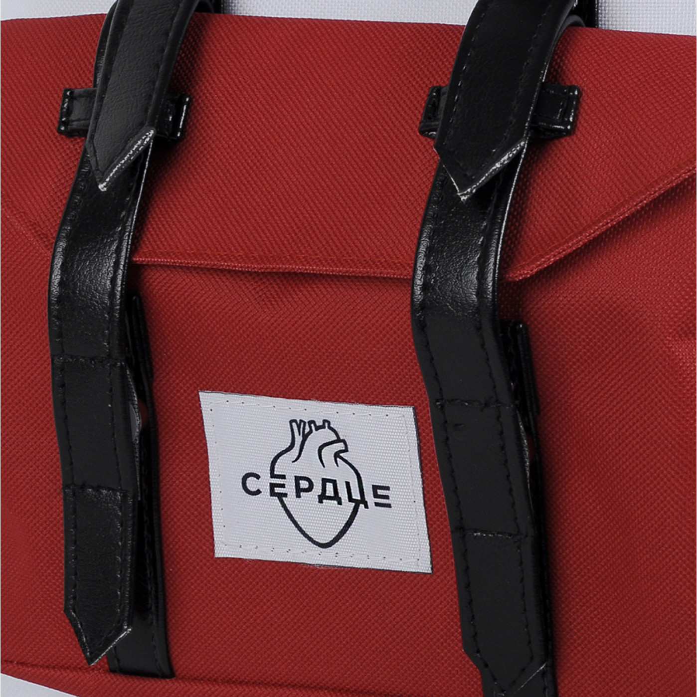 Городской рюкзак Сердце большой красный с белым