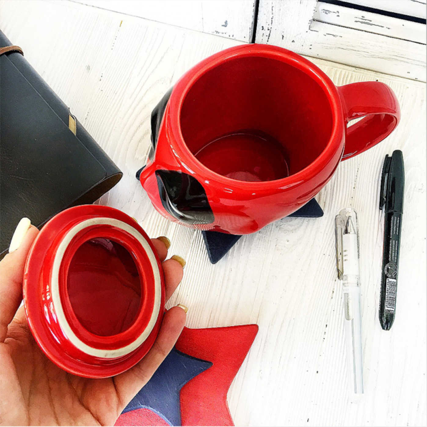 3D Кружка DeadPool с крышкой 3D Кружка DeadPool с крышкой