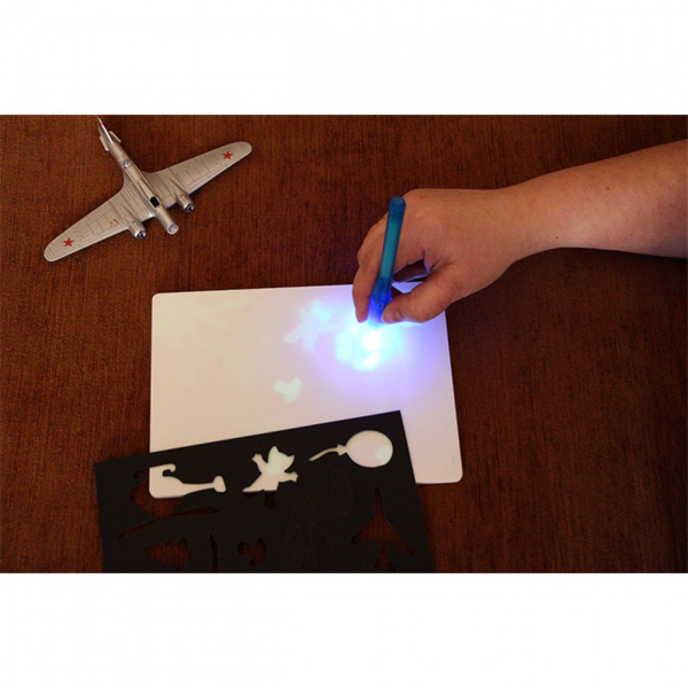 Набор для рисования в темноте Freeze Light medium