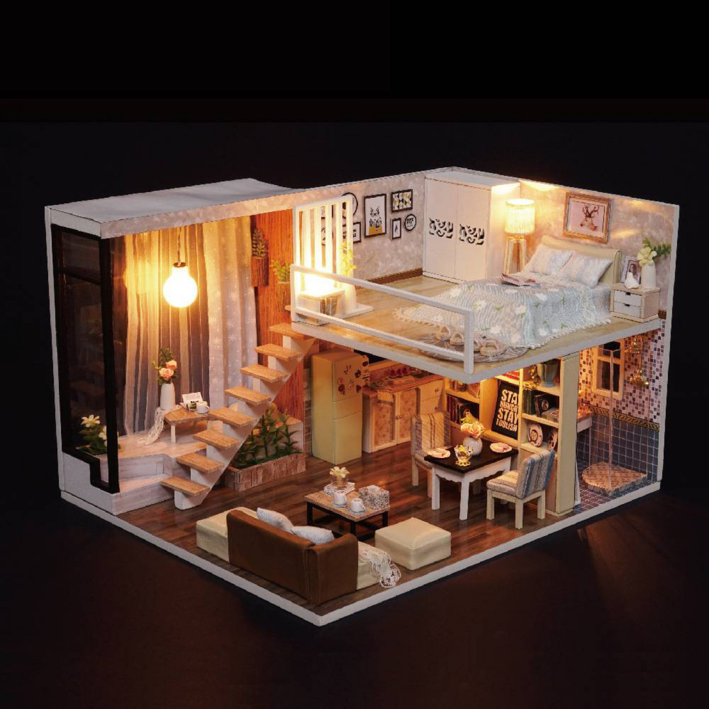 миниатюрный домик с мебелью