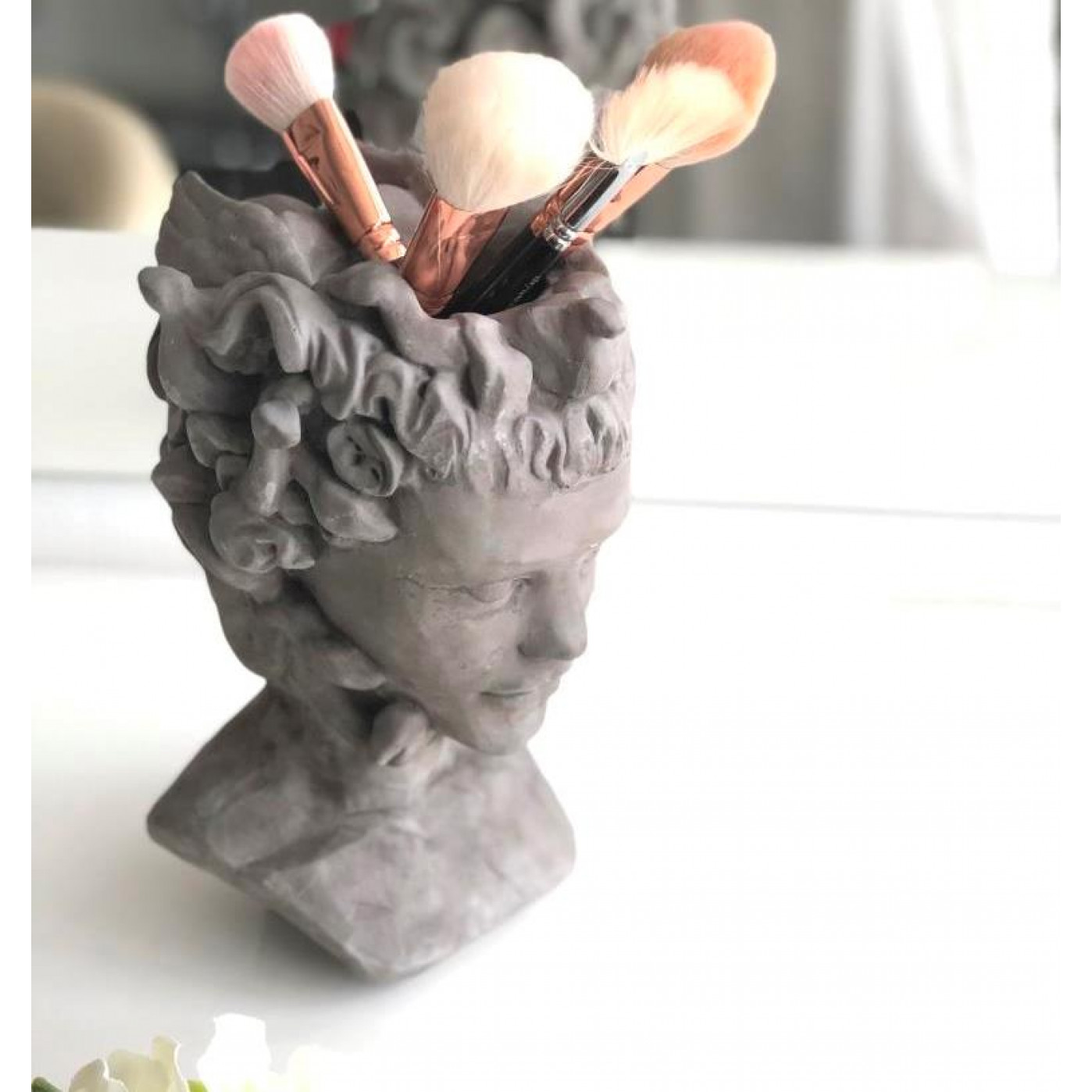 Органайзер Skulptura серая Горгона