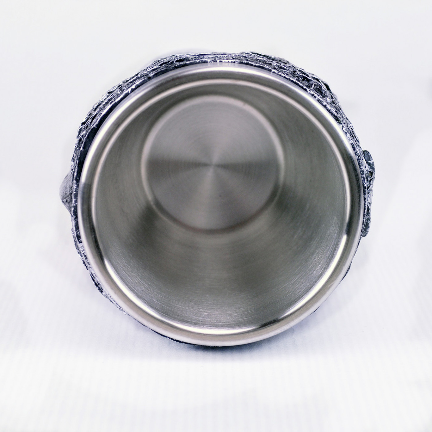 Бокал на ножке Череп