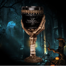 Бокал на ножке Костяная рука-2