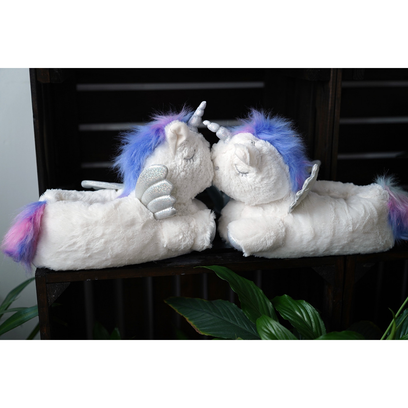 Плюшевые тапочки единороги Unicorn Wings