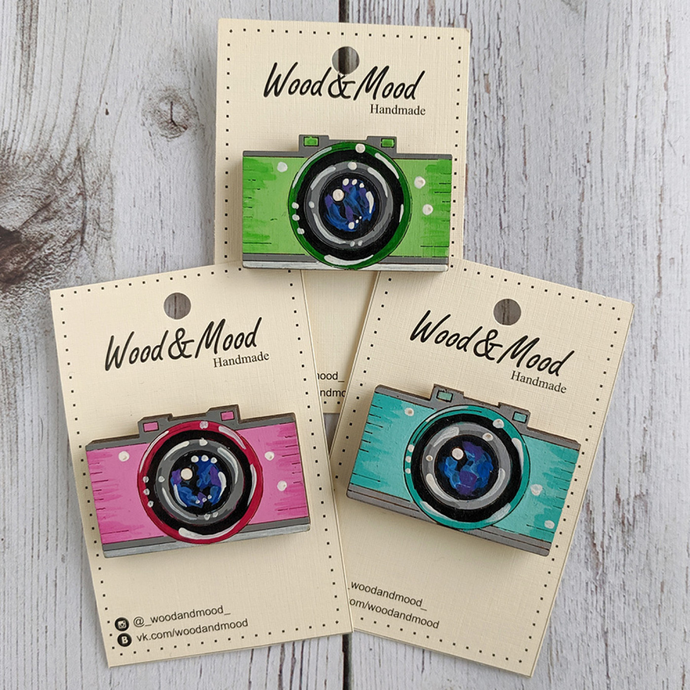 Значок ручной работы Фотоаппарат