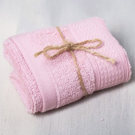 Подарочный набор 8 марта полотенце и соль для ванной Самой нежной-2