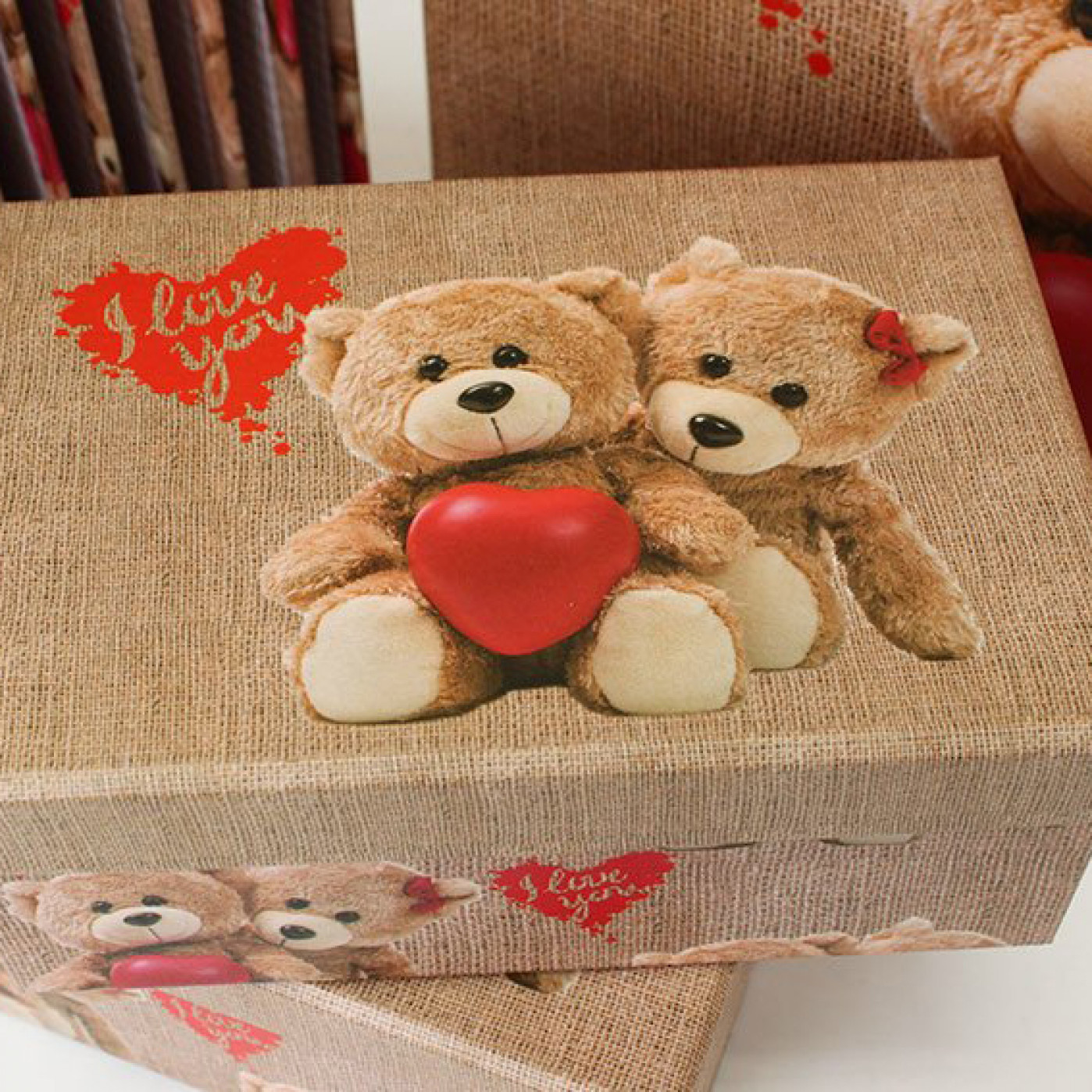 Подарочная коробка Мишки с сердцем