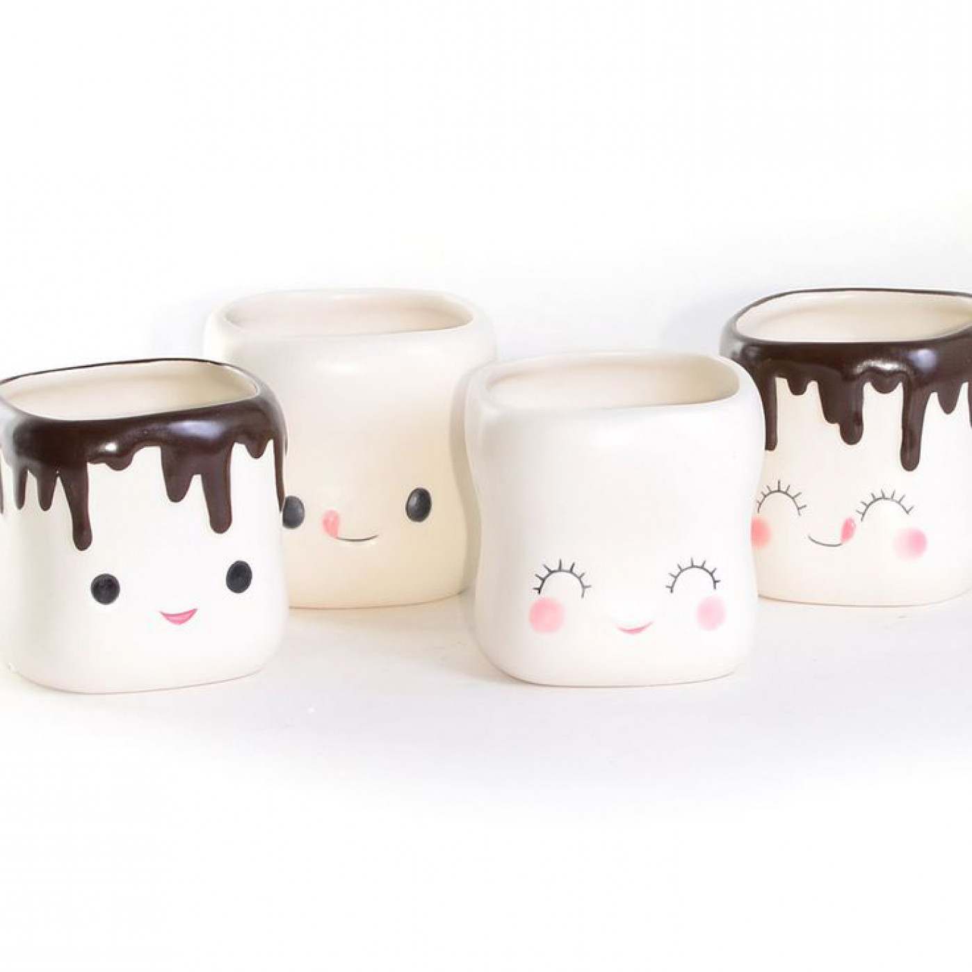 Набор из 4 кофейных чашек Маршмеллоу Набор из 4 кофейных чашек Маршмеллоу