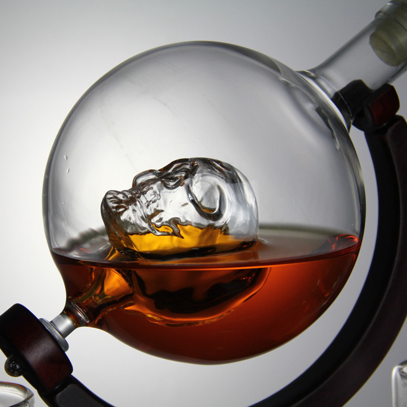 Набор для крепких напитков Череп XL