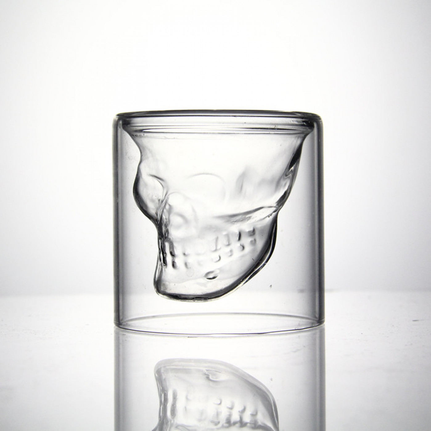 Набор для крепких напитков Череп XL