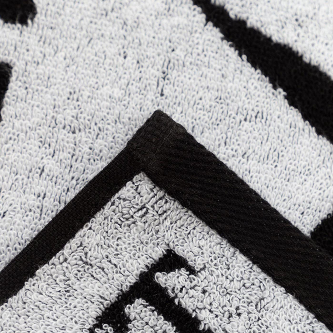 Полотенце махровое Rock-n-Roll 70 х 130 см хлопок Полотенце махровое Rock-n-Roll 70 х 130 см хлопок