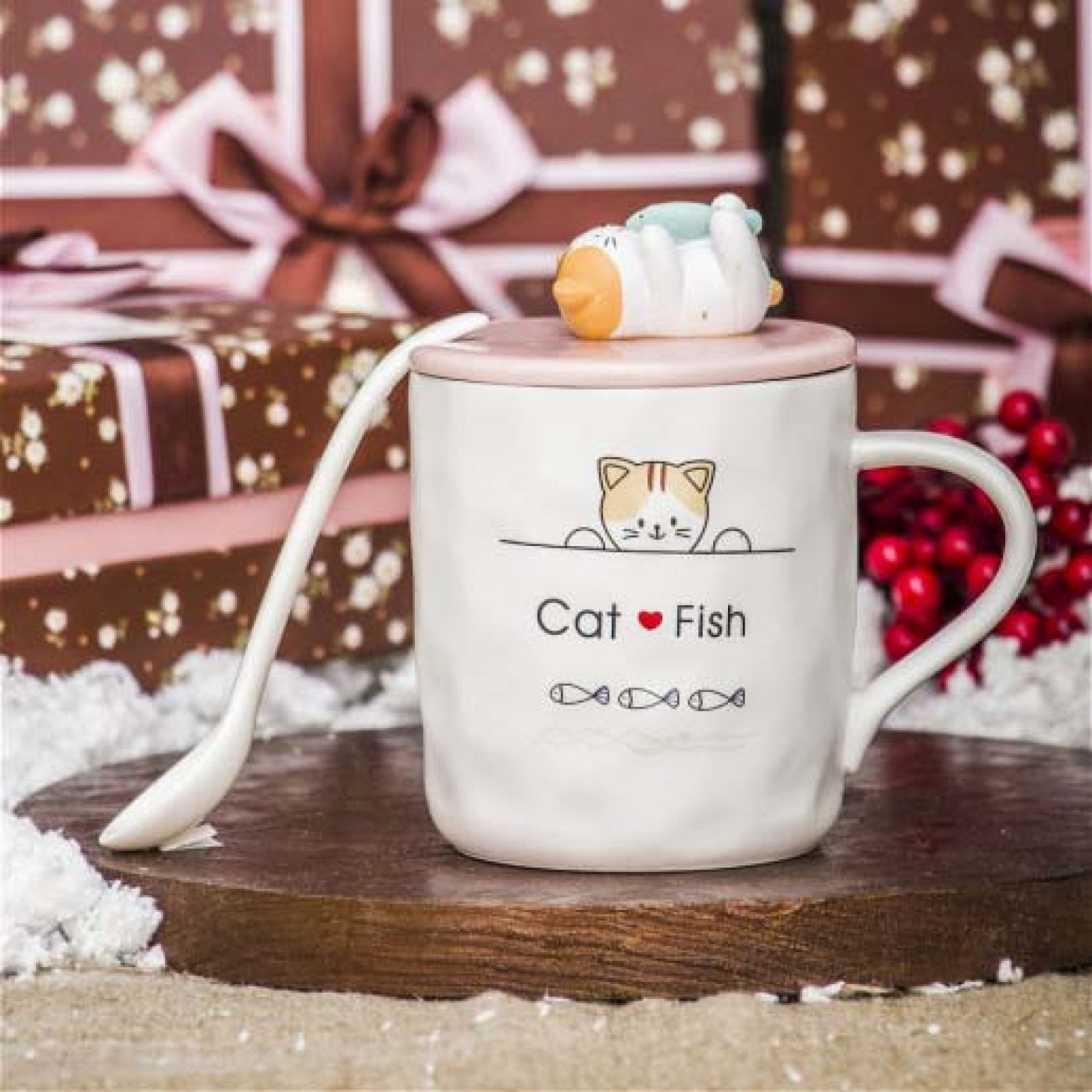 Кружка с крышкой и ложкой Котик с рыбкой