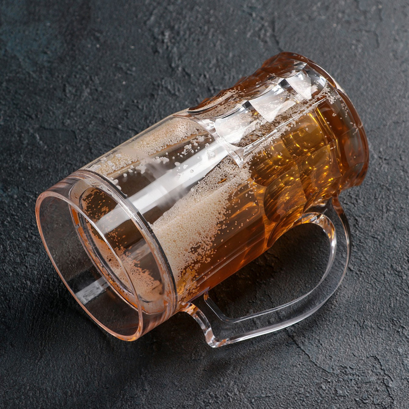 Ледяная пивная кружка