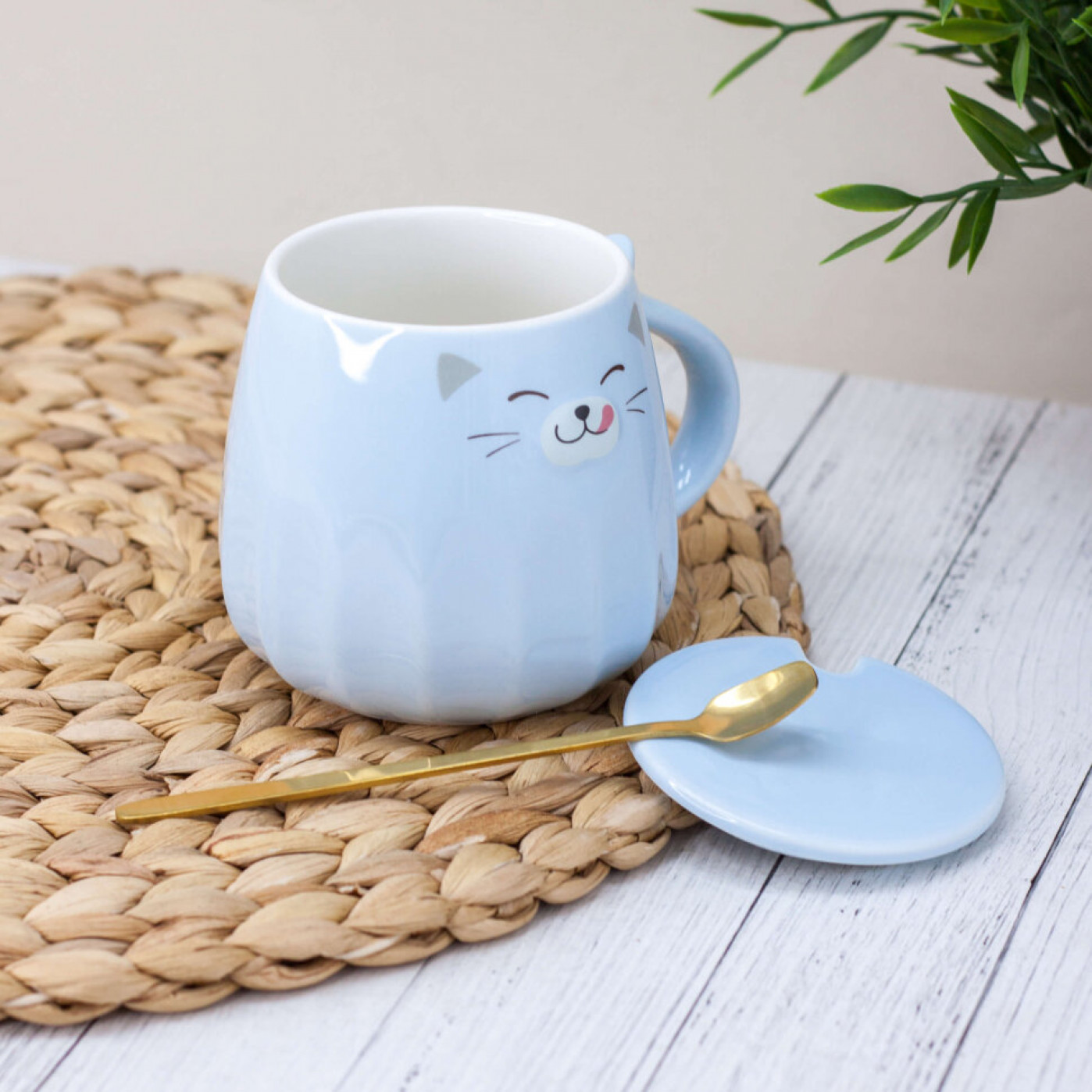 Керамическая кружка подмигивающий котик с ложкой и крышкой