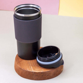 Стильная термокружка Relief черная-2