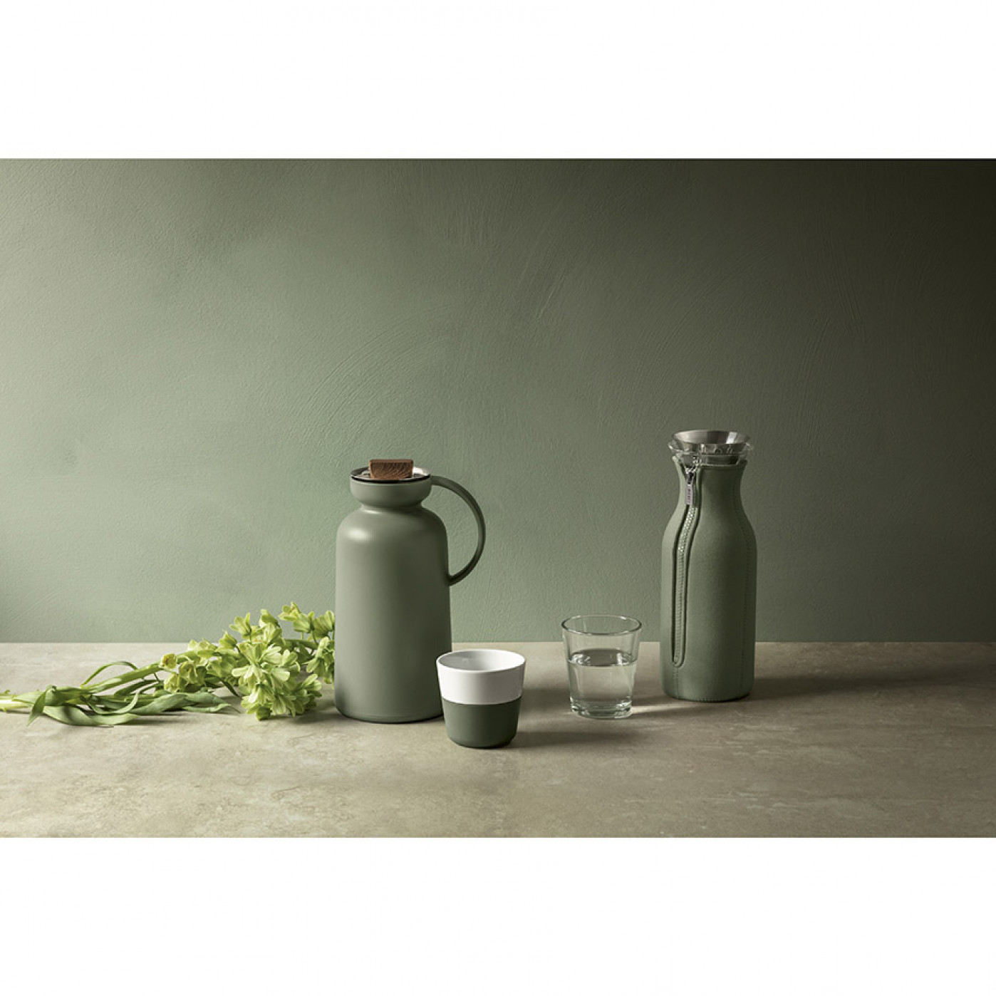 Стильный графин Eva Solo  Fridge в неопреновом текстурном чехле, 1 л