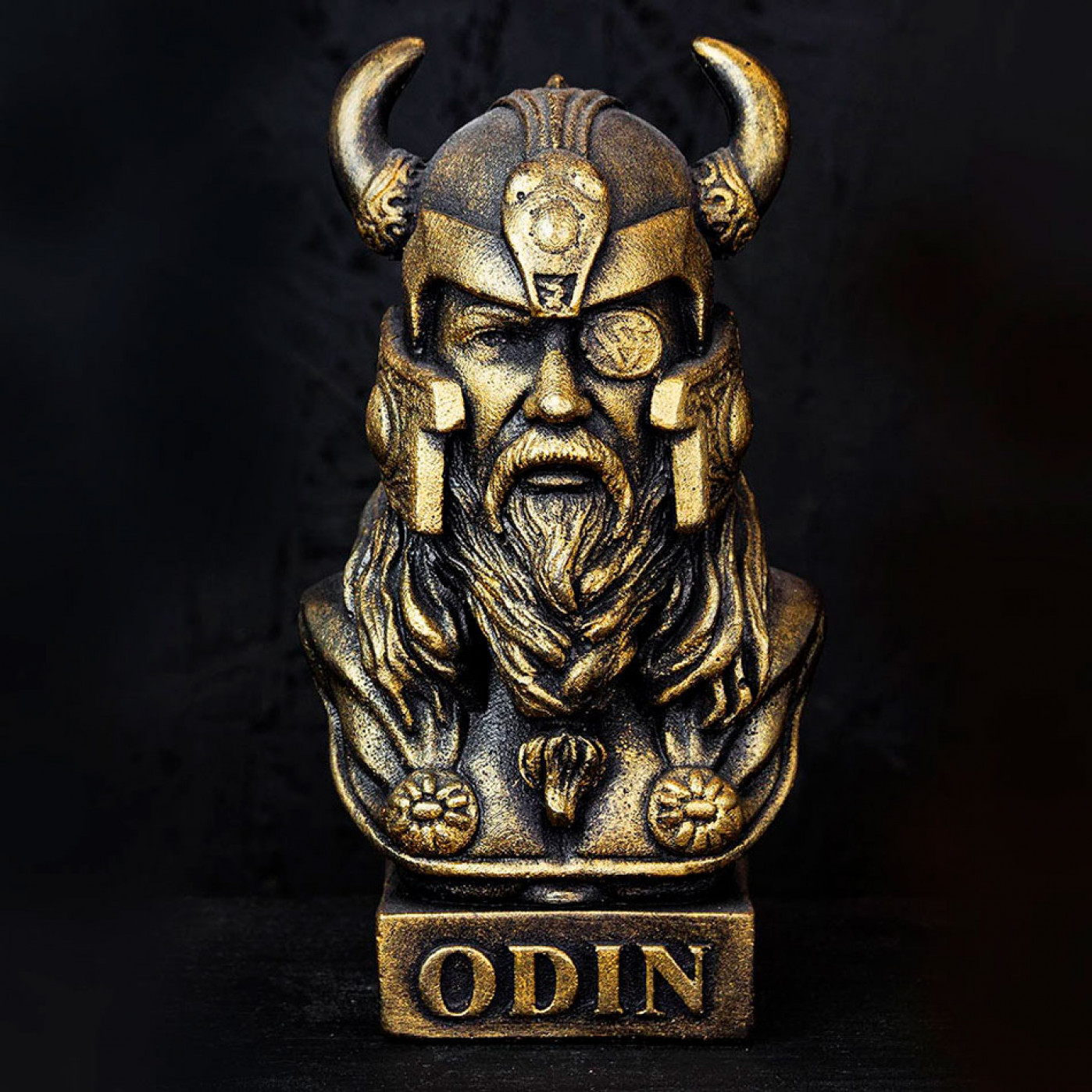 Бюст Один бог викингов 16,5 см.