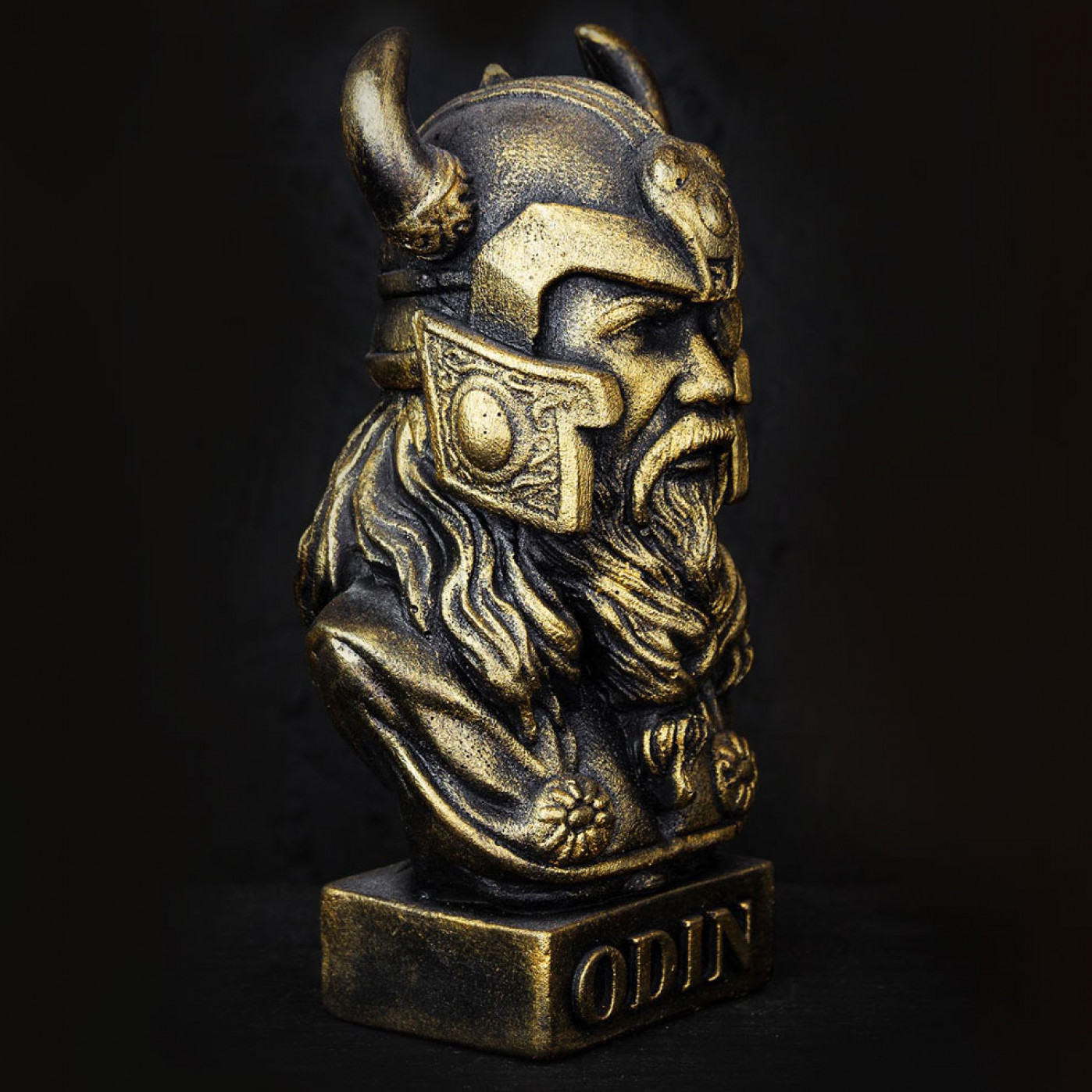 Бюст Один бог викингов 16,5 см.