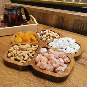 Менажница из дуба 27 х 27 см.