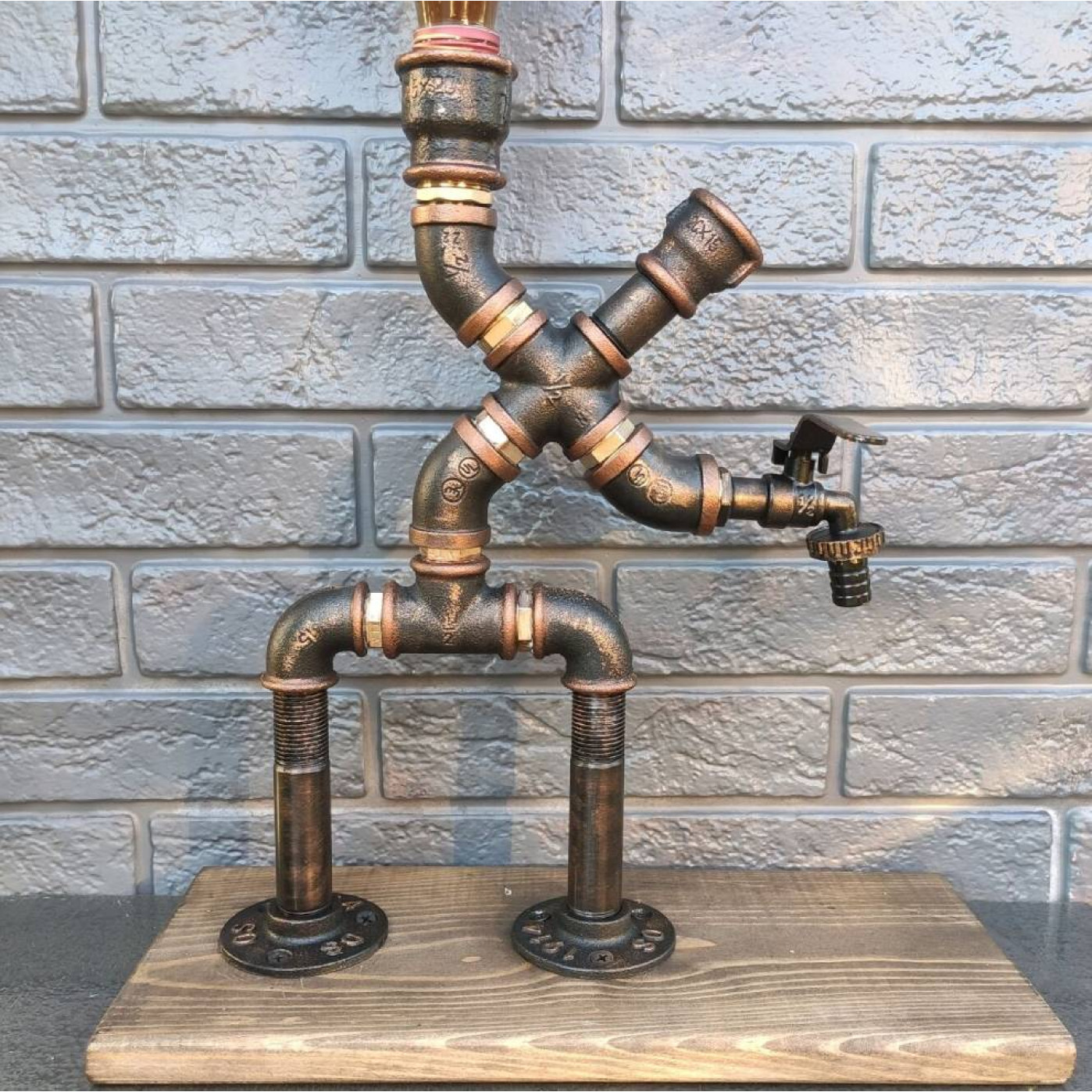 Диспенсер для напитков Железный человечек - Алкопровод