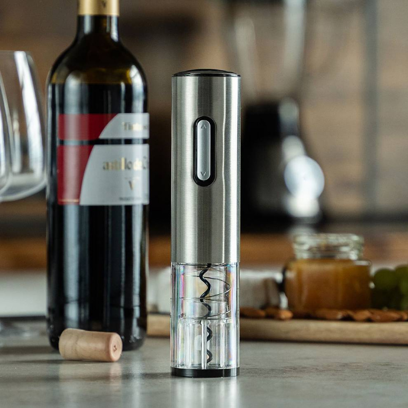 Электрический штопор с ножом для фольги Wine Diesel (разные цвета) Электрический штопор с ножом для фольги Wine Diesel (разные цвета)