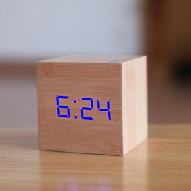 Деревянные часы Eco Clock Cube