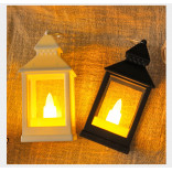 Светильник Фонарь в ретро стиле с электронной LED свечой