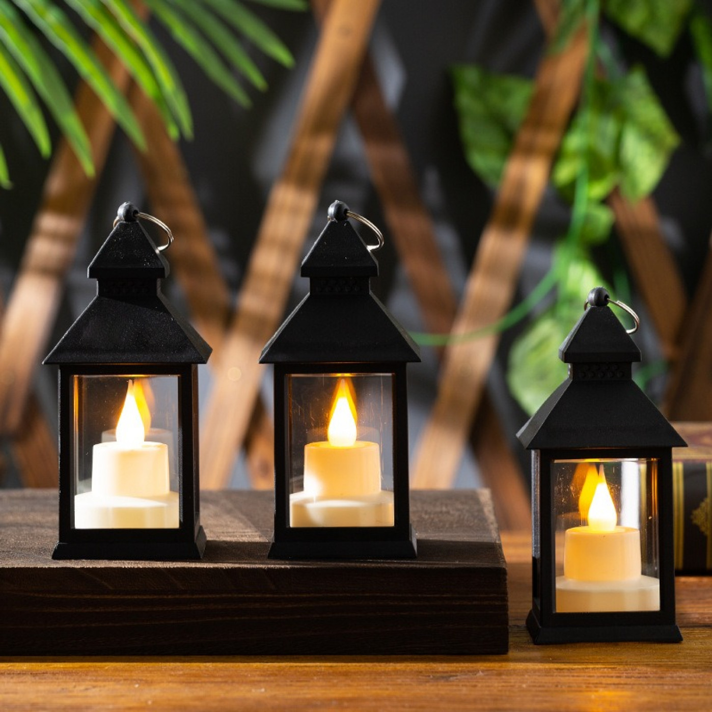 Светильник Фонарь в ретро стиле с электронной LED свечой