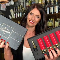 Подарочный набор стопок в виде патронов с дозатором в коробке